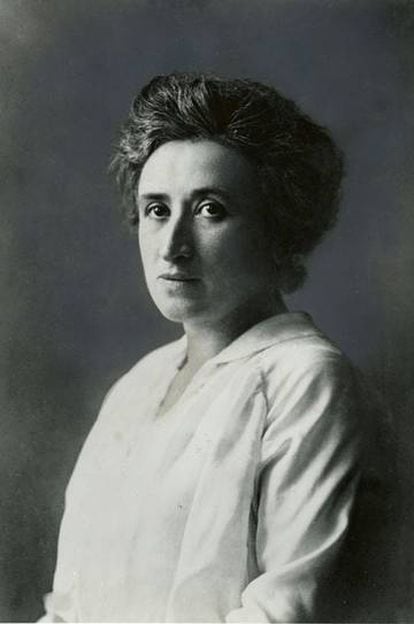 Retrato de Rosa Luxemburgo.