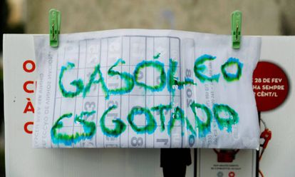 Posto de gasolina no Porto sem óleo diesel.