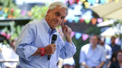 O candidato presidencial Sebastián Piñera em um comício em Santiago de Chile, na quarta-feira, dia 13.