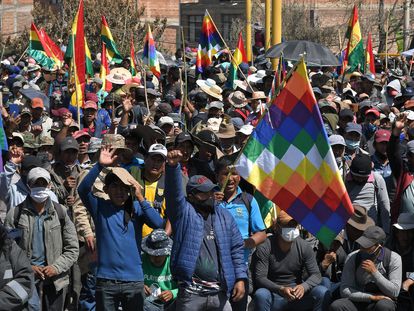Protestos contra o adiamento das eleições na Bolívia.