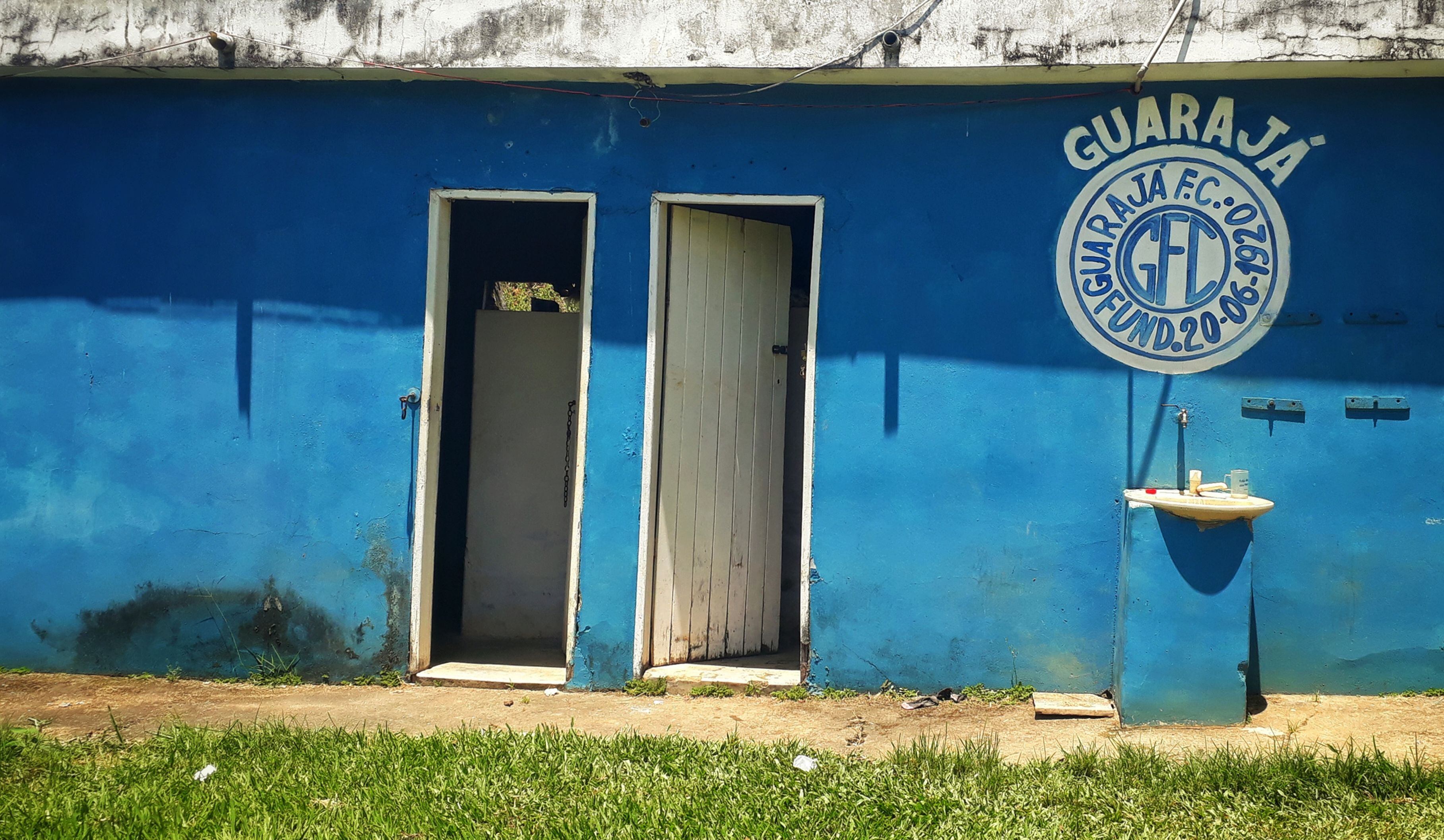 Os vestiários do Guarajá FC, na zona rural de Tocantins.