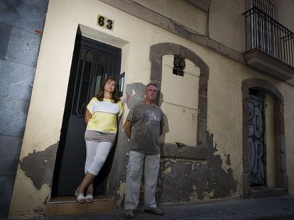 María Sánchez e José Pablo são dois dos prejudicados pelo Airbnb.
