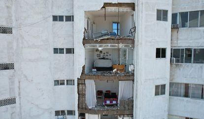 Hotel afetado por terremoto desta terça em Acapulco, no México.