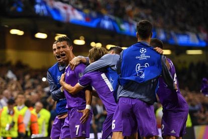 Cristiano Ronaldo festeja seu segundo gol contra a Juve.