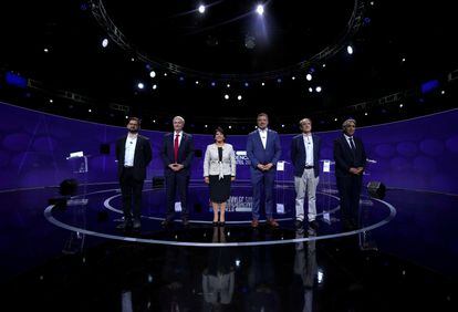 Os candidatos presidenciais chilenos Gabriel Boric, José Antonio Kast, Yasna Provoste, Sebastián Sichel, Eduardo Artes e Marco Enríquez-Ominami.