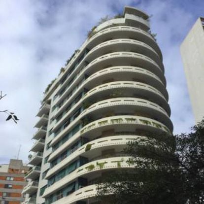 São Paulo futurista nas ruas de Higienópolis, no instagram @tcavendano