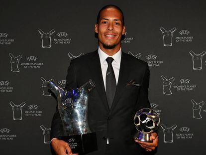 Van Dijk foi eleito melhor defensor e melhor jogador da temporada europeia.