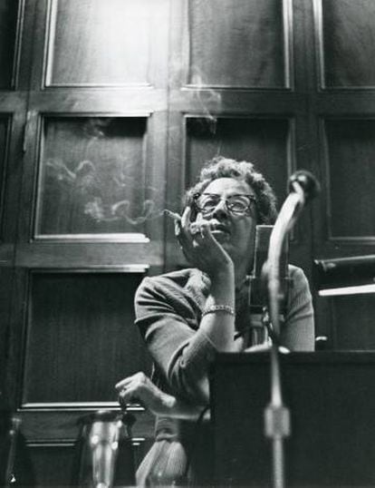 Hannah Arendt, na Universidade de Chicago em 1966.