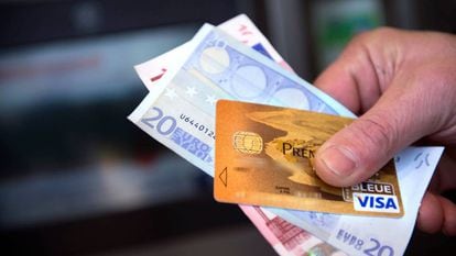 Sistema da Visa cai para pagamentos na Europa.