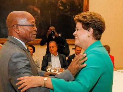 O l&iacute;der sul-africano Jacob Zuma e Dilma Rousseff.