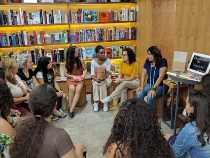 Encontro de leitoras que assinam a TAG Inéditos, em 29 de junho, na Livraria do Comendador, em São Paulo.