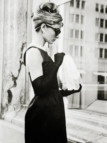 Audrey Hepburn em uma cena do filme ‘ Bonequinha de Luxo'.