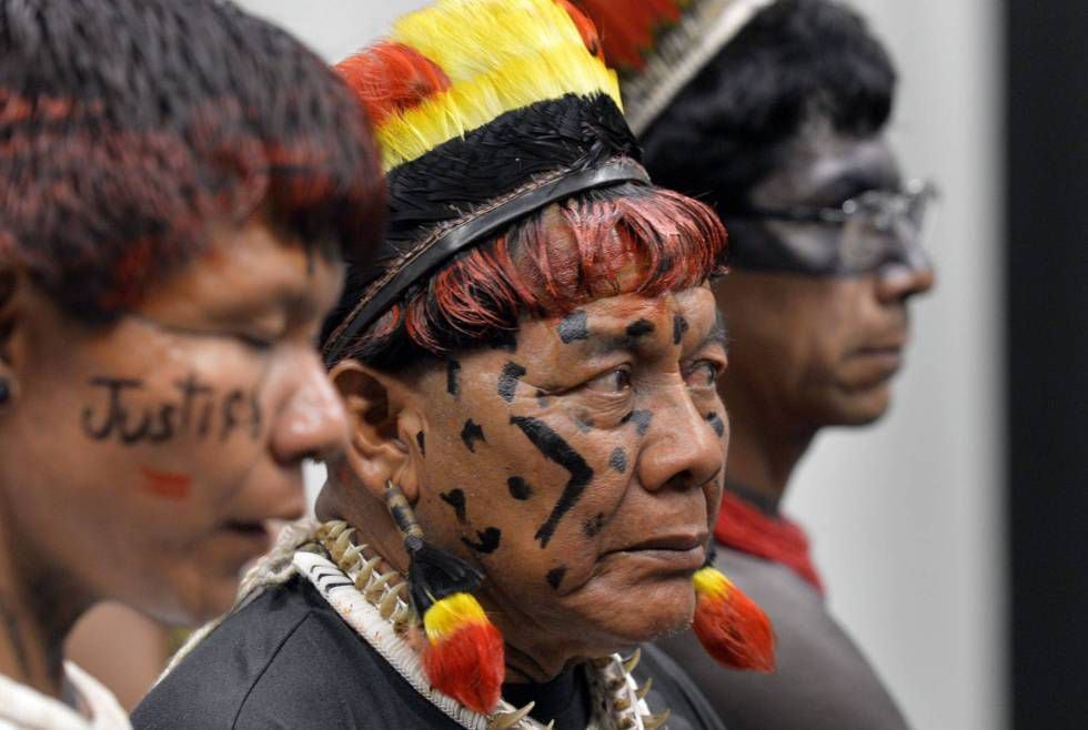 Indígenas durante a CPI da Funai, em 2015.