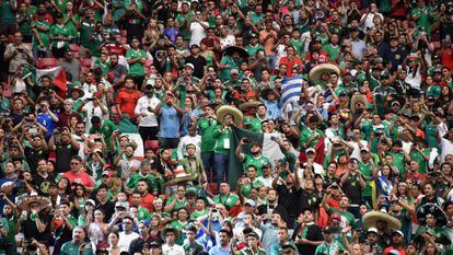 Torcida do México, durante a Copa América jogada nos Estados Unidos.