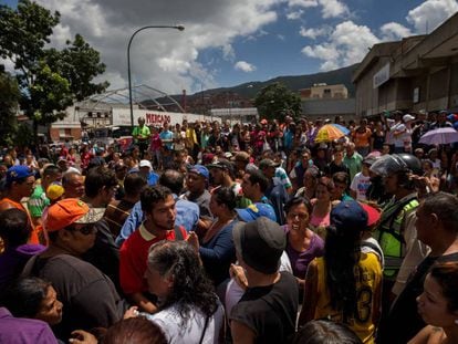 Protesto contra a escassez e o preço dos alimentos no bairro de Catia, na periferia de Caracas.