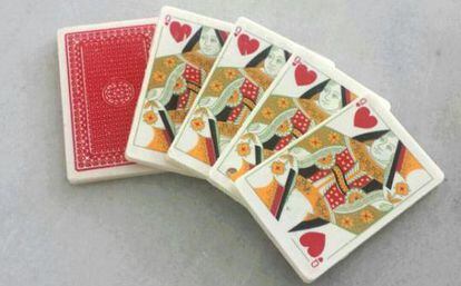 Cartas-sobremesa de chocolate branco e framboesa.