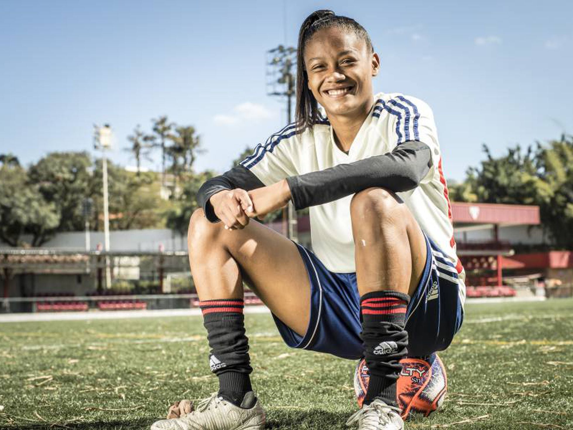 No futebol feminino, jogadoras ficam até 4 meses sem ir a campo, jogo  futebol feminino hoje 