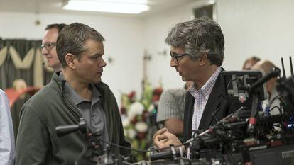 Matt Damon e o diretor Alexander Payne, na filmagem de 'Pequena Grande Vida'.