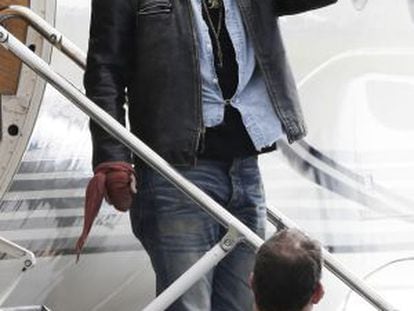 Johnny Depp em sua chegada à Austrália.