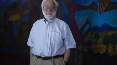 Herbert S. Klein, professor emérito da Universidade Columbia (EUA), reconhecido com o prêmio Alfonso Reyes 2019.