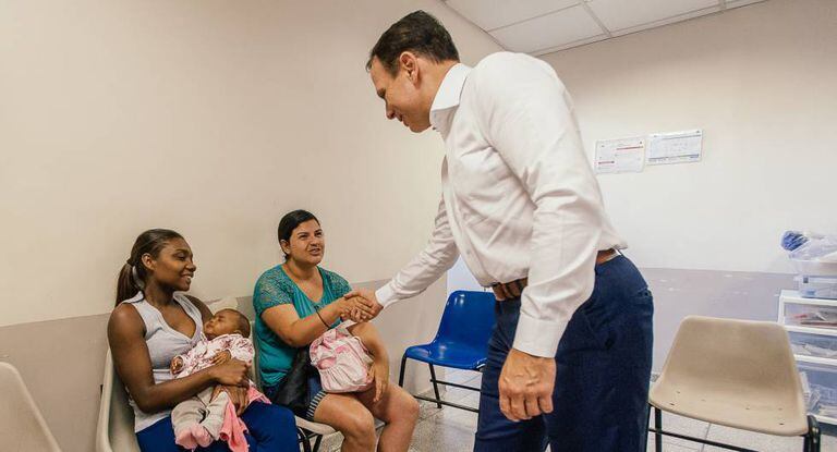 Doria em visita a uma unidade de saúde, em setembro.