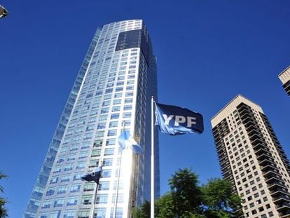 Sede da YPF em Buenos Aires.