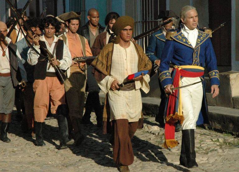 Reprodução do filme 'Miranda regresa'.