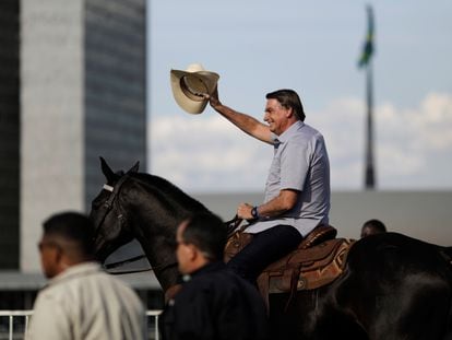 O presidente Jair Bolsonaro no dia 15, durante manifestação em Brasília.
