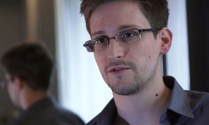 Edward Snowden durante uma entrevista em junho de 2013.