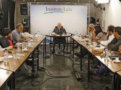 O ex-presidente Lula durante encontro nesta quarta-feira com jornalistas e blogueiros.