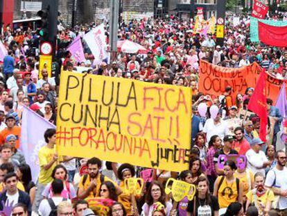 Movimentos sociais em protesto contra Cunha no domingo.