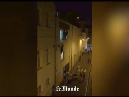 O jornalista do 'Le Monde' Daniel Psenny, que mora em um edifício atrás do Bataclan, ficou ferido ao tentar ajudar algumas das vítimas que fugiam. Antes, ele fez imagens