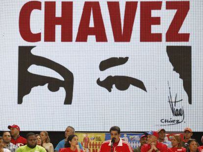 Maduro fala durante com&iacute;cio em 30 de novembro.