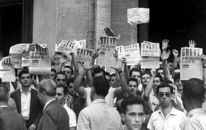 Manifestação de bancários grevistas no Rio de Janeiro, em 1961.