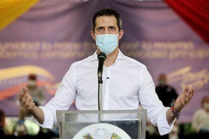 Juan Guaidó durante pronunciamento na segunda-feira em Caracas.