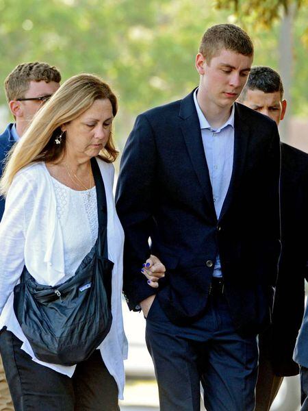 Brock Turner deverá ficar seis meses detido.