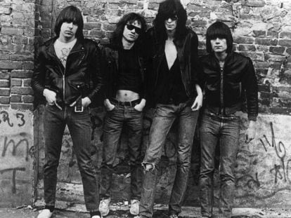 Ramones: de pioneiros do punk a figurino de 'it girls'