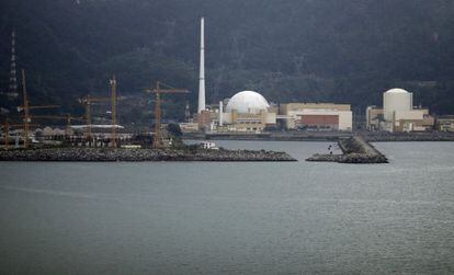Complexo nuclear de Angra dos Reis, a 240 km do Rio.