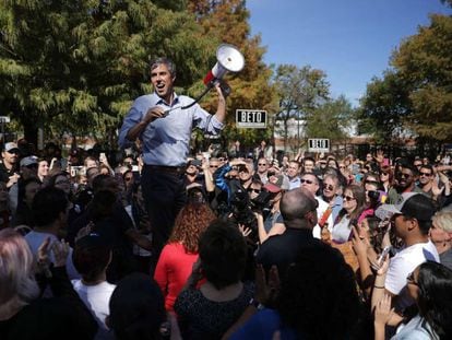 Beto O’Rourke, candidato democrata pelo Texas, na sexta-feira durante um ato de campanha na localidade de Plano.