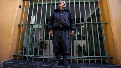 Agustín Chávez, de 66 anos, porteiro no México.