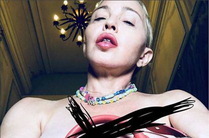 A curiosa imagem que a cantora Madonna postou em sua conta no Instagram