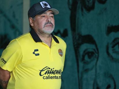 Diego Maradona fez cirurgia plástica ao rosto - Jogo da Vida