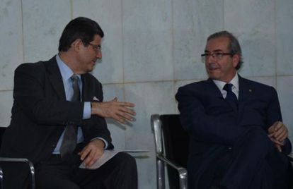 O ministro da Fazenda, Joaquim Levy, e o presidente da C&acirc;mara, Eduardo Cunha. 