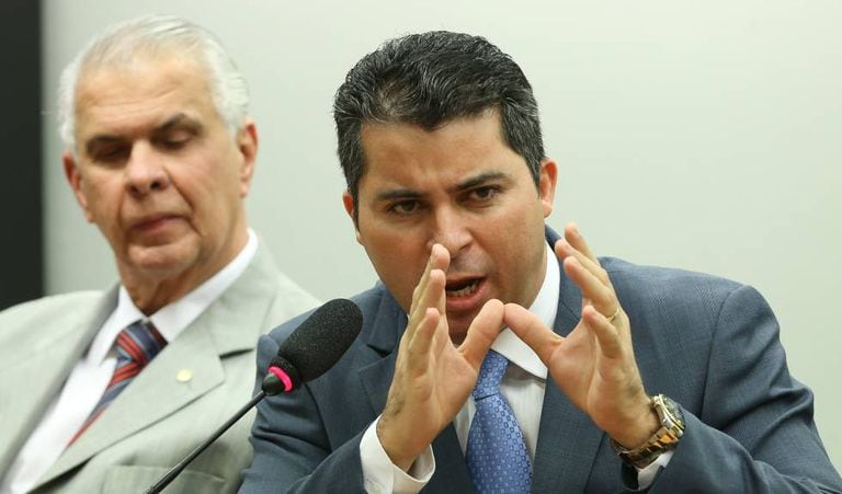 Marcos Rogério durante entrevista.