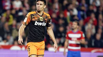 Gabriel Paulista durante um jogo do Valencia.