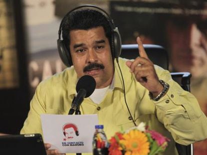 O presidente Maduro fala em seu programa de rádio.