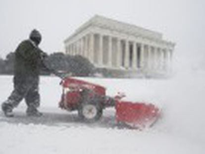 Capital dos EUA pode ser coberta por 60 centímetros de neve no fim de semana