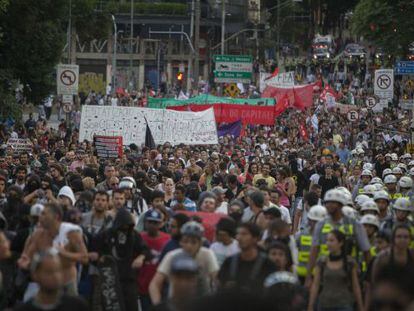 Protesto em São Paulo, no dia do seu aniversário.