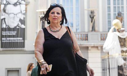 Pilar Abel, depois de conseguir a ordem judicial para exumar o corpo de Dalí