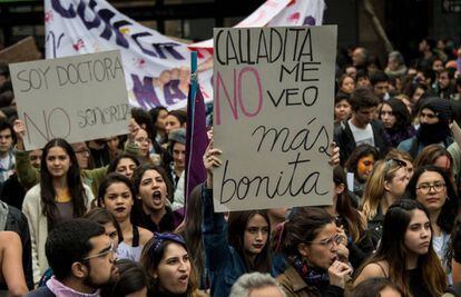 Estudantes chilenas em um dos protestos.